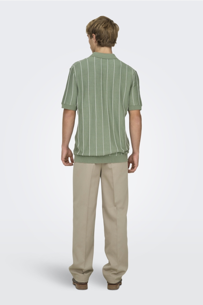 Only & Sons groene heren polo | Model achteraanzicht