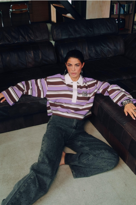 Refined Department multi color dames t-shirt | Sfeerbeeld, In situatie