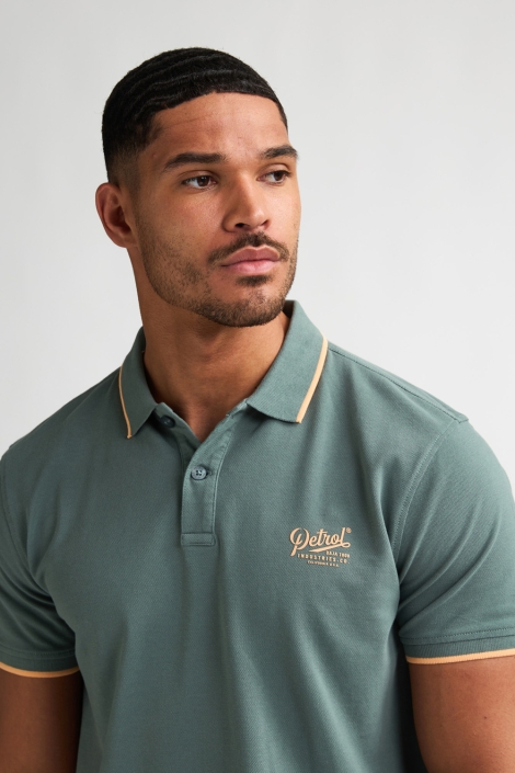 Petrol Industries groene heren polo | Close up