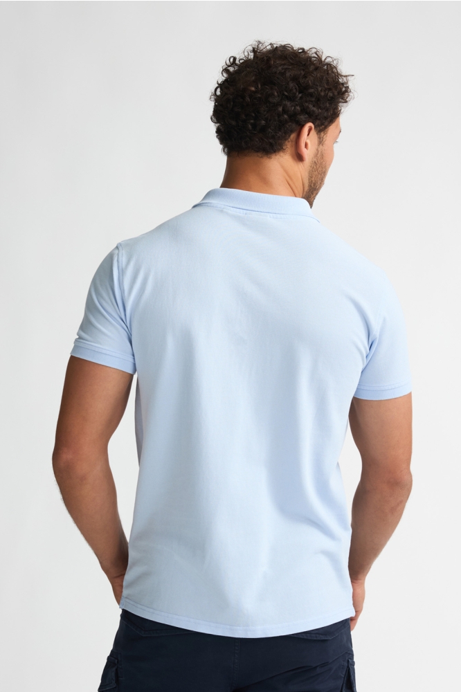 Petrol Industries blauwe heren polo | Model achteraanzicht