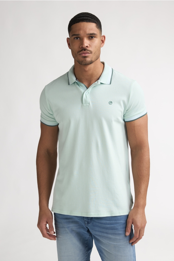 Petrol Industries groene heren polo | Model vooraanzicht