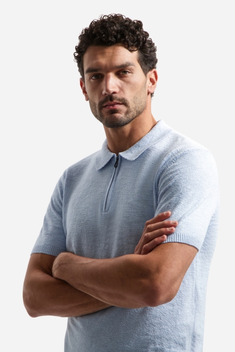 NO-EXCESS blauwe heren polo | Model zijaanzicht