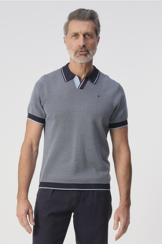 Campbell blauwe heren polo | Model vooraanzicht