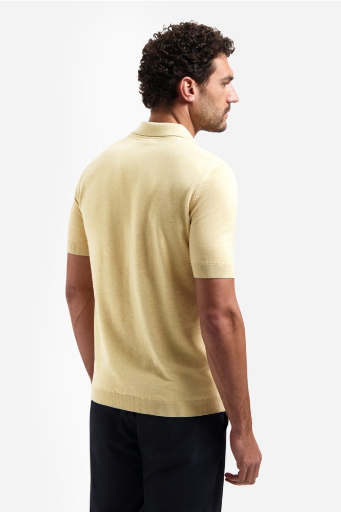 NO-EXCESS gele heren polo | Model achteraanzicht
