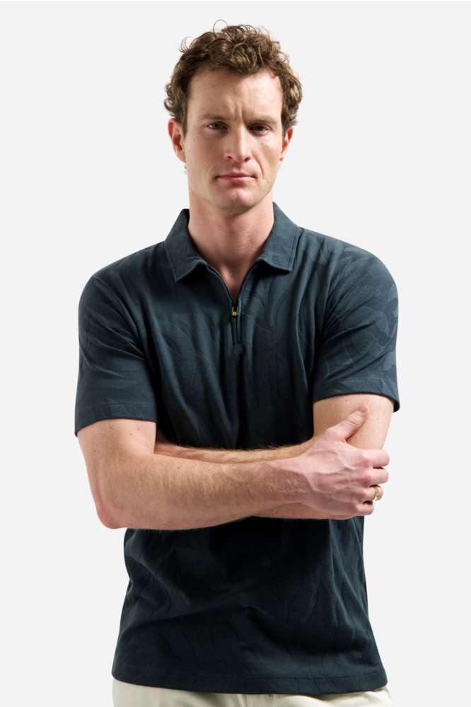 NO-EXCESS groene heren polo | Model vooraanzicht