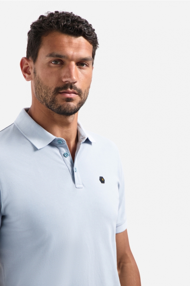 NO-EXCESS blauwe heren polo | Close up