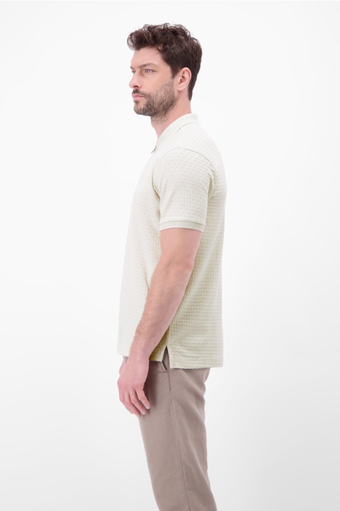 Lerros witte heren polo | Model zijaanzicht