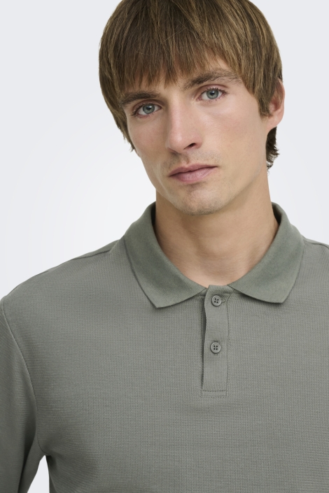 Only & Sons groene heren polo | Close up