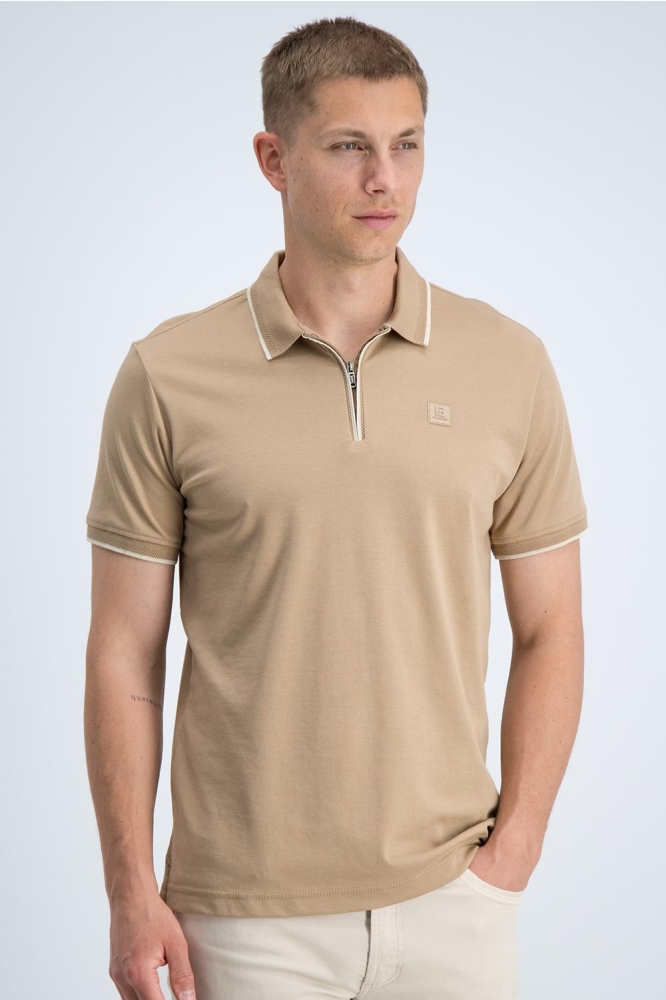 Gabbiano camel heren polo | Model vooraanzicht