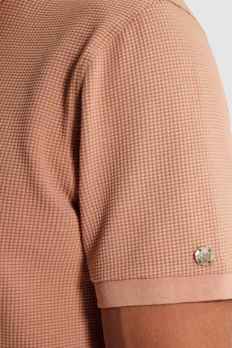 Cast Iron oranje heren polo | Close up