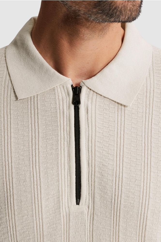 Cast Iron ecru heren polo | Close up