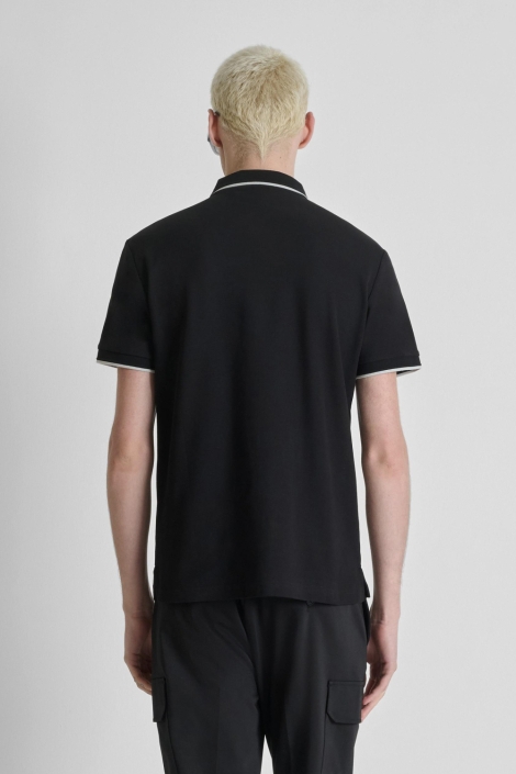 Antony Morato zwarte heren polo | Model achteraanzicht