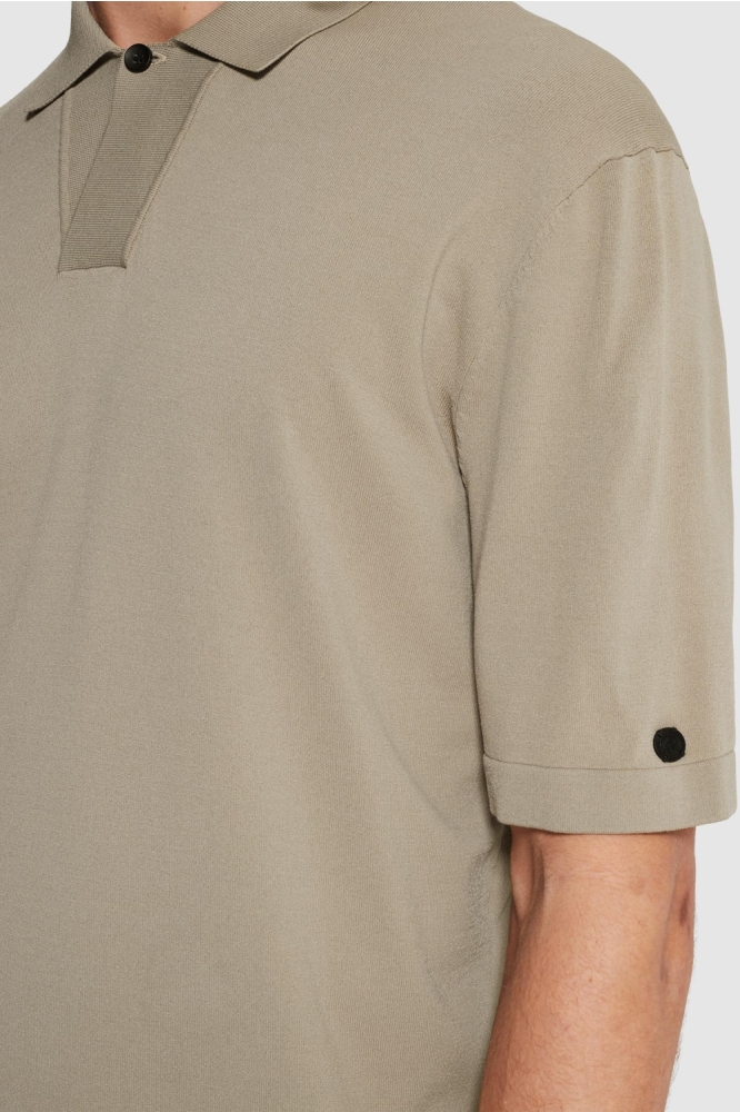 Cast Iron taupe heren polo | Close up