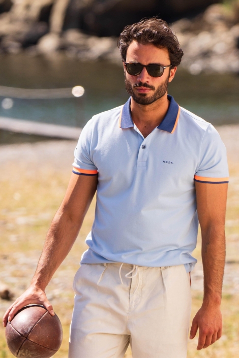 NZA blauwe heren polo | Sfeerbeeld, In situatie