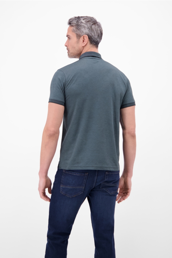 Lerros blauwe heren polo | Model achteraanzicht