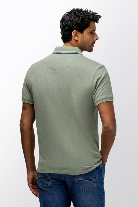 State of Art groene heren polo | Model achteraanzicht