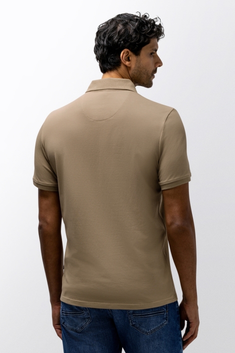 State of Art taupe heren polo | Model achteraanzicht