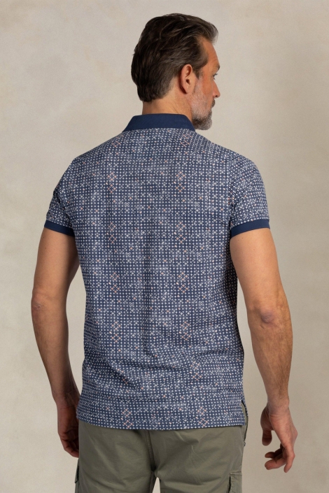 NZA blauwe heren polo | Model achteraanzicht