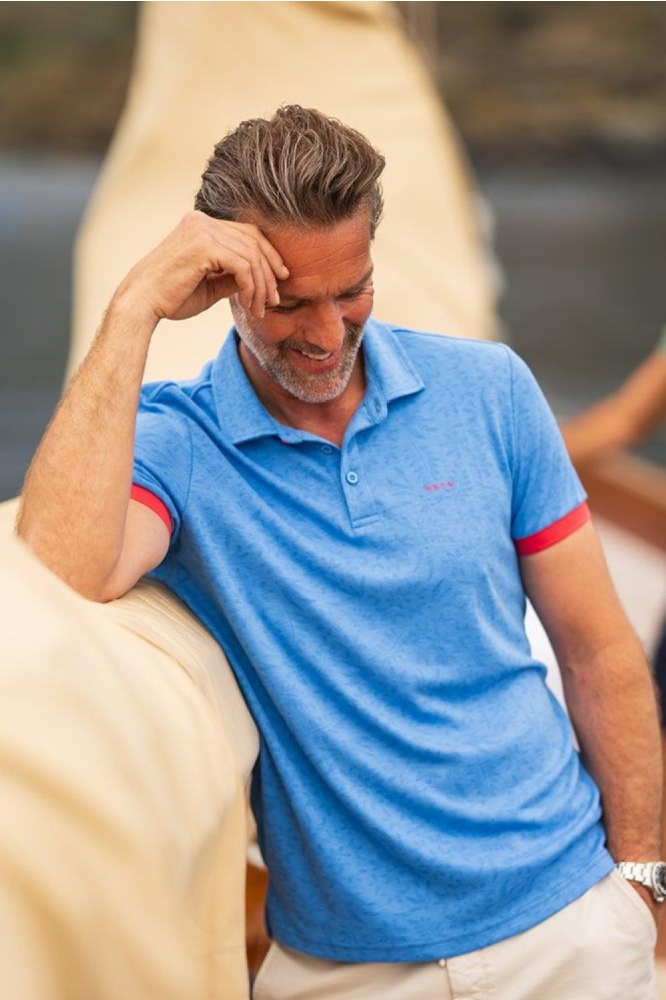 NZA blauwe heren polo | Sfeerbeeld, In situatie