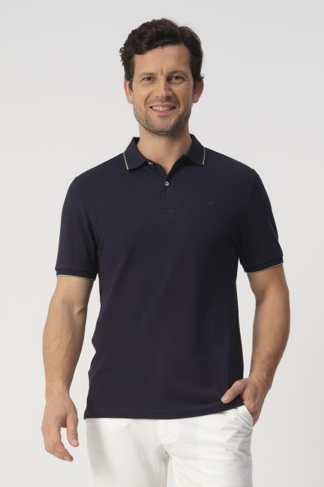 Campbell blauwe heren polo | Model vooraanzicht