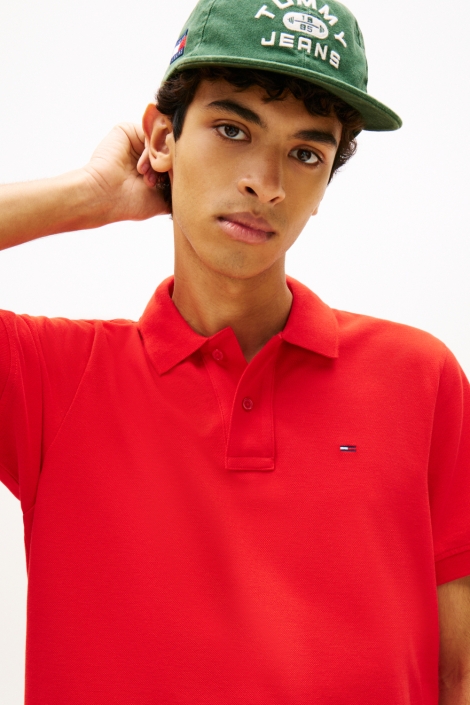 Tommy Jeans rode heren polo | Close up