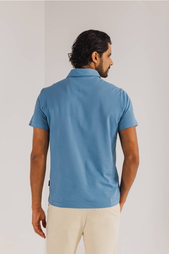 State of Art blauwe heren polo | Model achteraanzicht