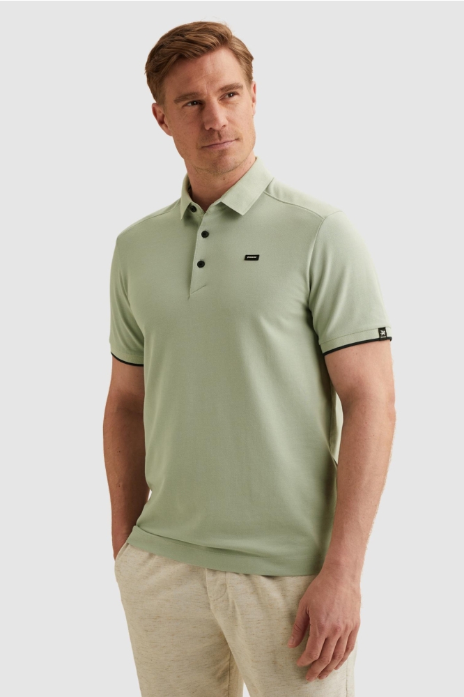 Vanguard groene heren polo | Model zijaanzicht