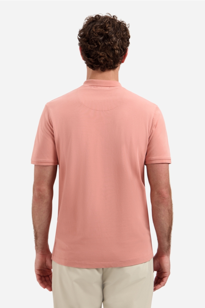 NO-EXCESS roze heren polo | Model achteraanzicht