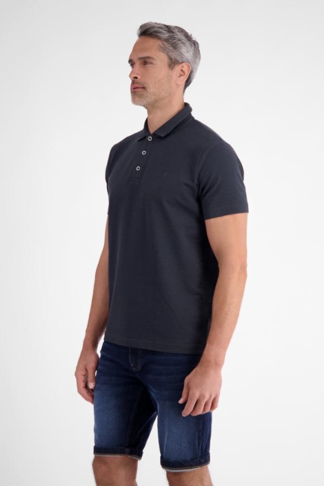 Lerros blauwe heren polo | Model zijaanzicht