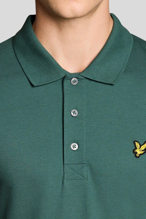 Lyle & Scott groene heren polo | Close up