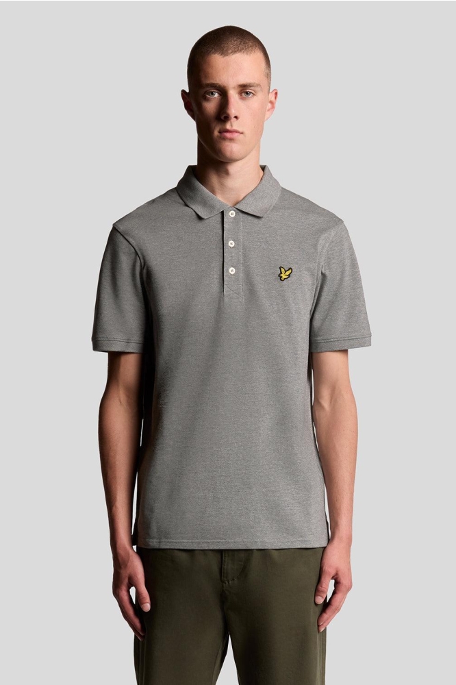 Lyle & Scott grijze heren polo | Model vooraanzicht
