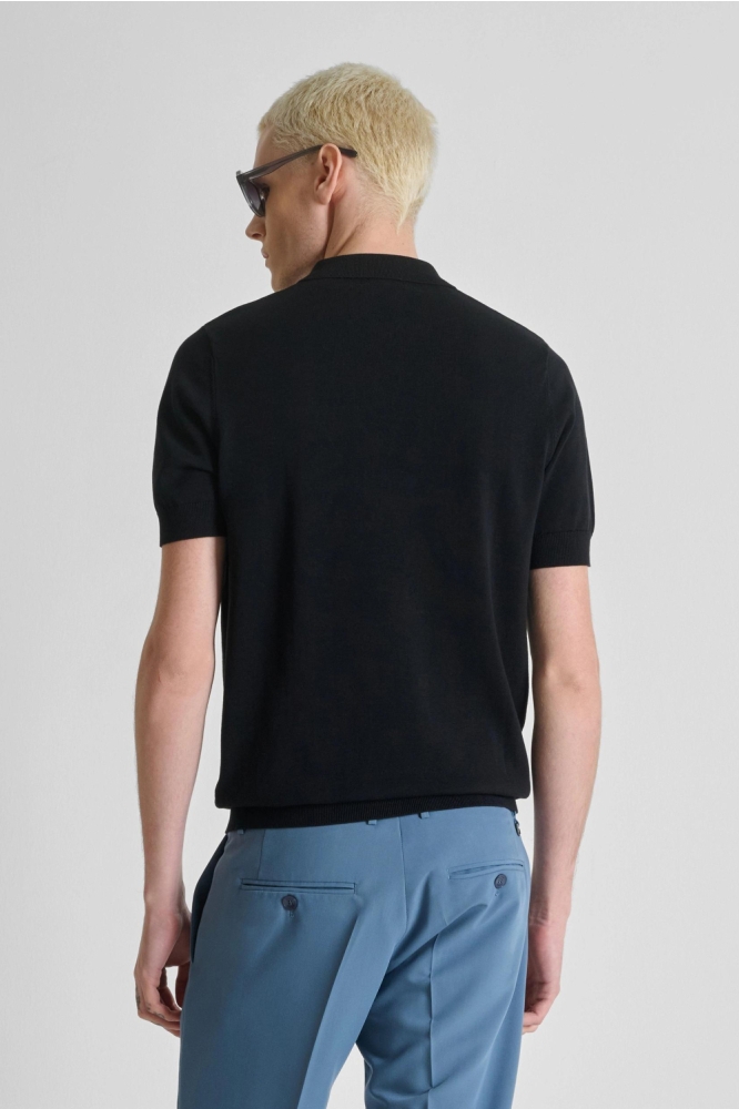 Antony Morato zwarte heren polo | Model achteraanzicht