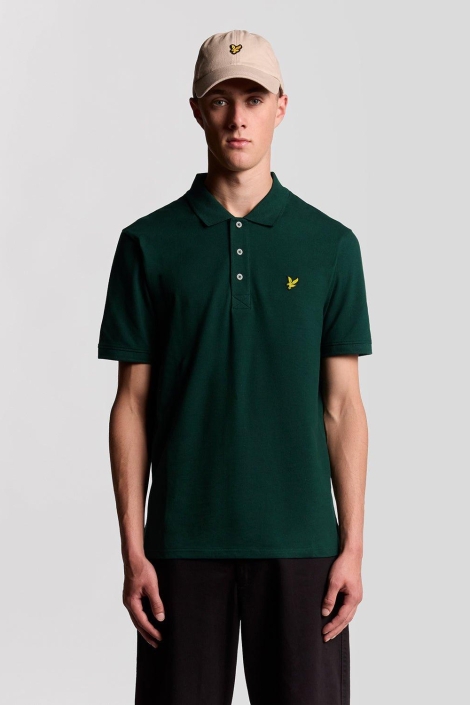 Lyle & Scott groene heren polo | Model vooraanzicht