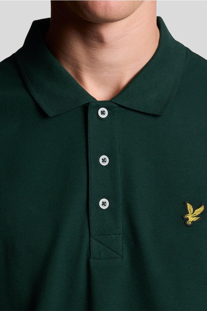 Lyle & Scott groene heren polo | Close up