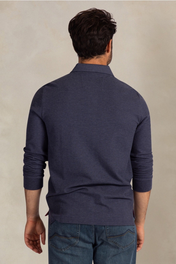 NZA blauwe heren polo | Model achteraanzicht