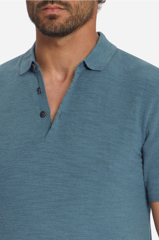 NO-EXCESS blauwe heren polo | Close up