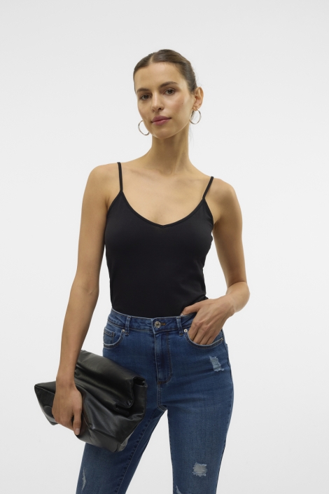 Vero Moda zwarte dames top | Model vooraanzicht