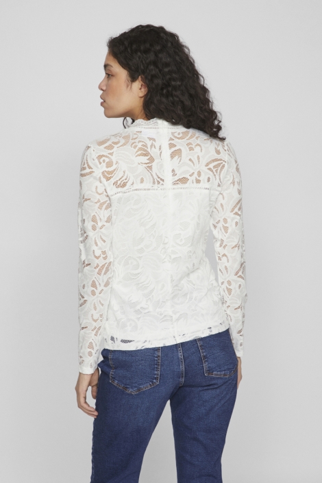 Vila witte dames blouse | Model achteraanzicht