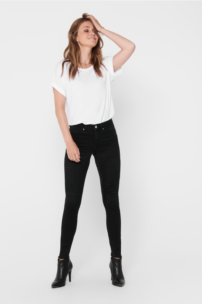 Only witte dames t-shirt | Model