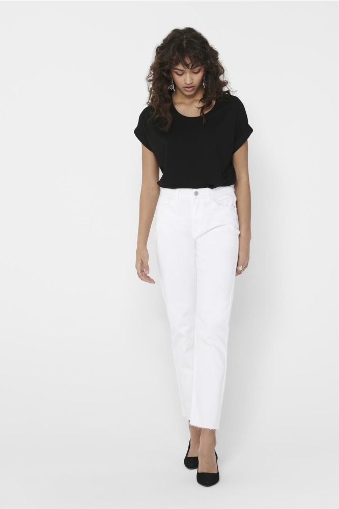 Only zwarte dames t-shirt | Model