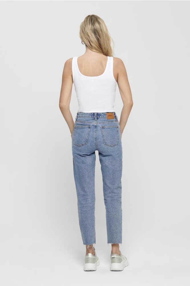 Only witte dames top | Model achteraanzicht