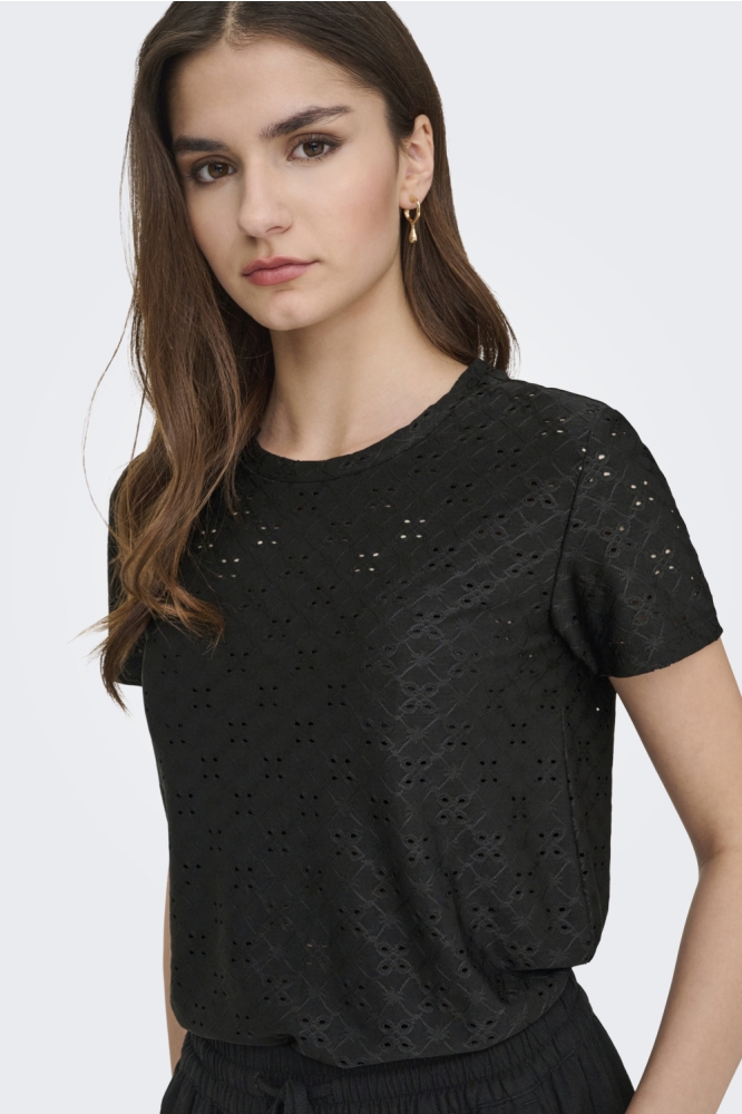 Jacqueline de Yong zwarte dames t-shirt | Model vooraanzicht