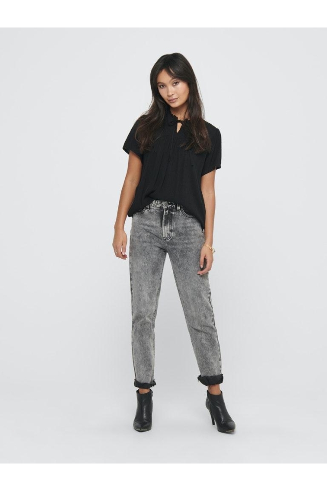 Jacqueline de Yong zwarte dames t-shirt | Model