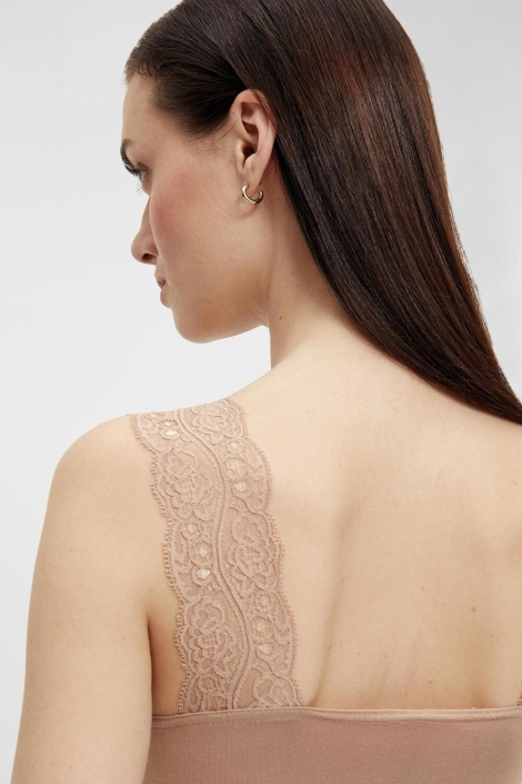 Pieces taupe dames top | Close up