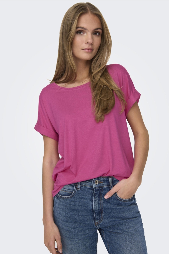 Only roze dames t-shirt | Model vooraanzicht