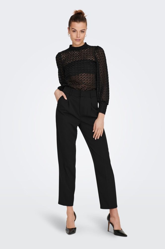 Jacqueline de Yong zwarte dames t-shirt | Model vooraanzicht