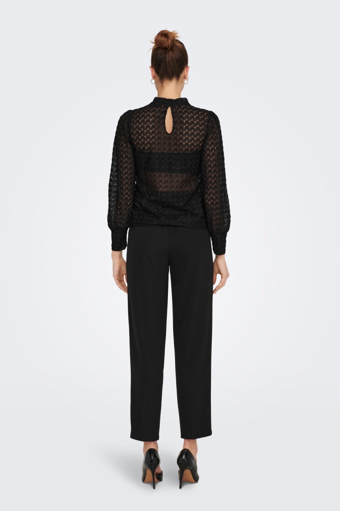 Jacqueline de Yong zwarte dames t-shirt | Model achteraanzicht