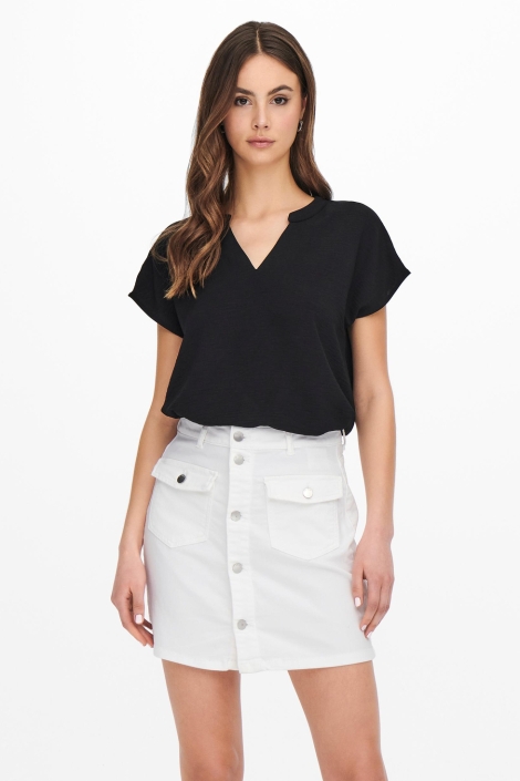 Jacqueline de Yong zwarte dames t-shirt | Model vooraanzicht