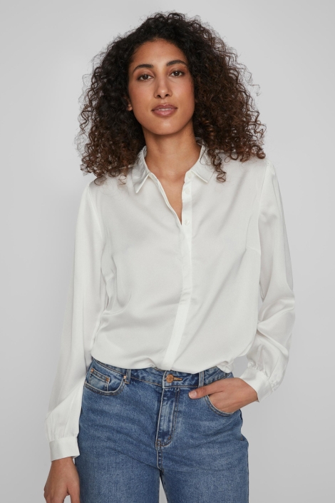 Vila witte dames blouse | Model vooraanzicht