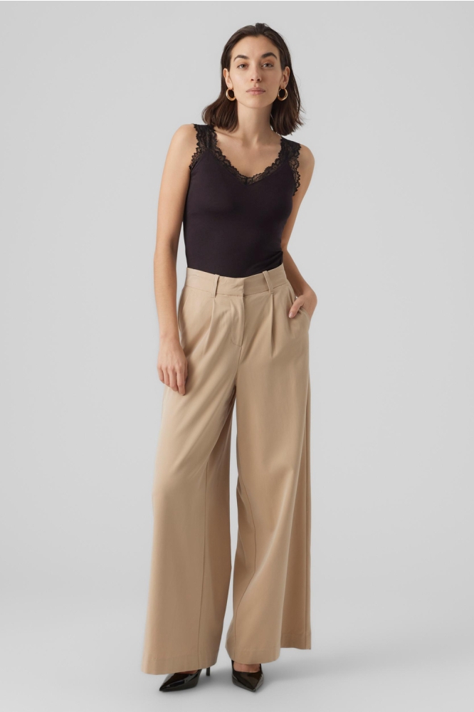 Vero Moda zwarte dames top | Model